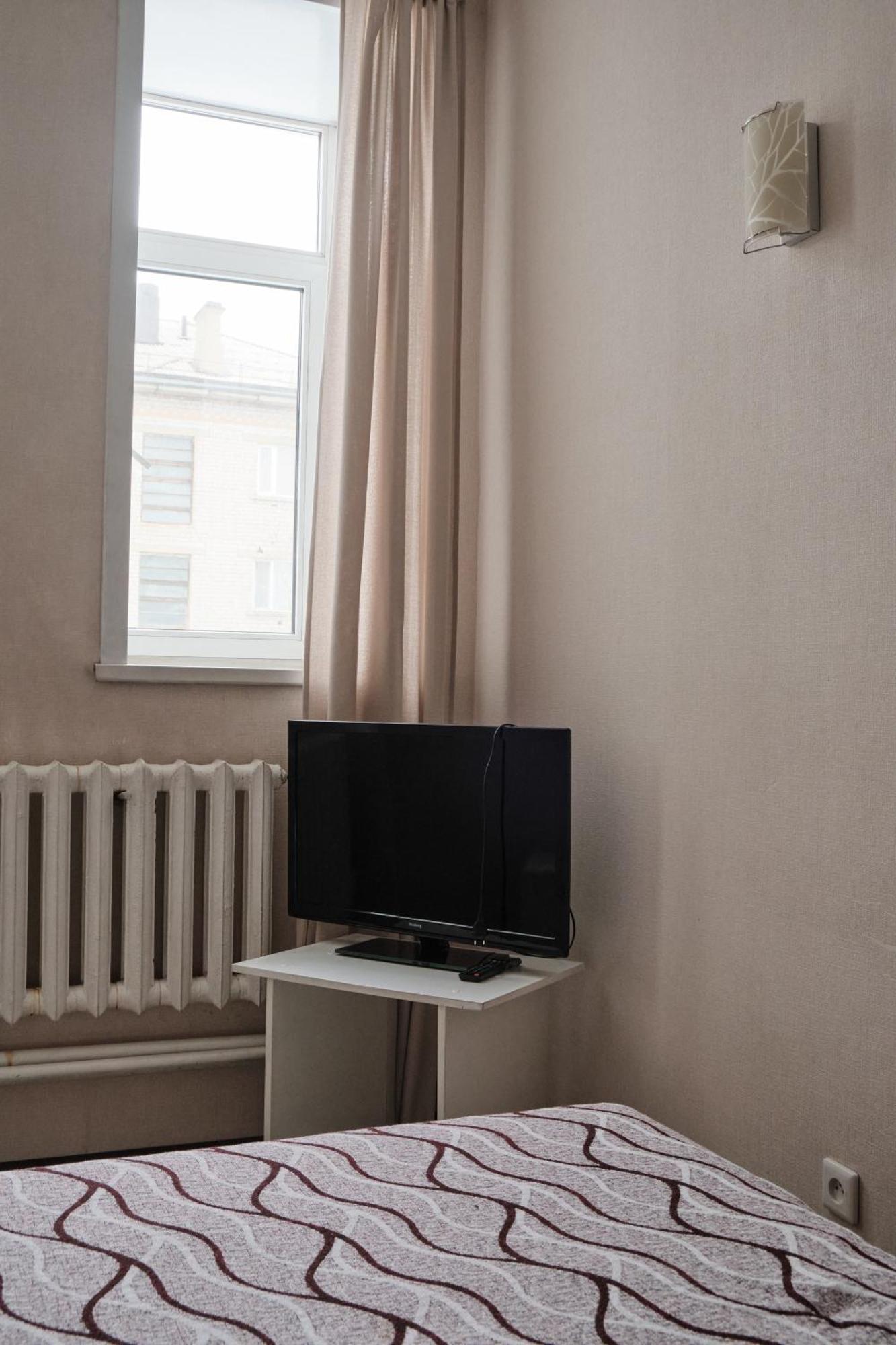 Hotel Europa Семей Екстер'єр фото