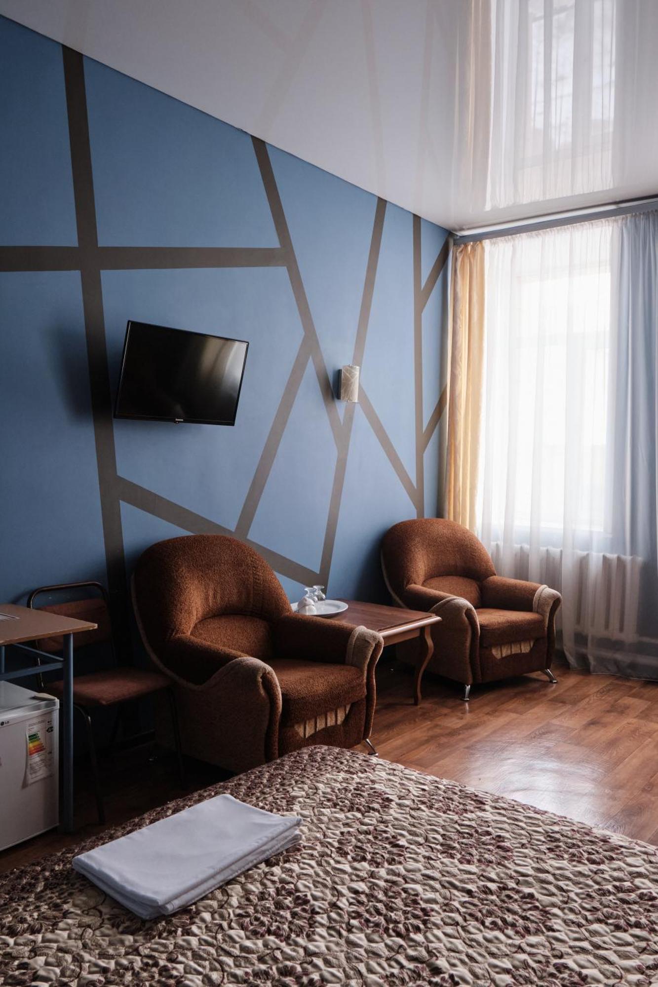 Hotel Europa Семей Екстер'єр фото