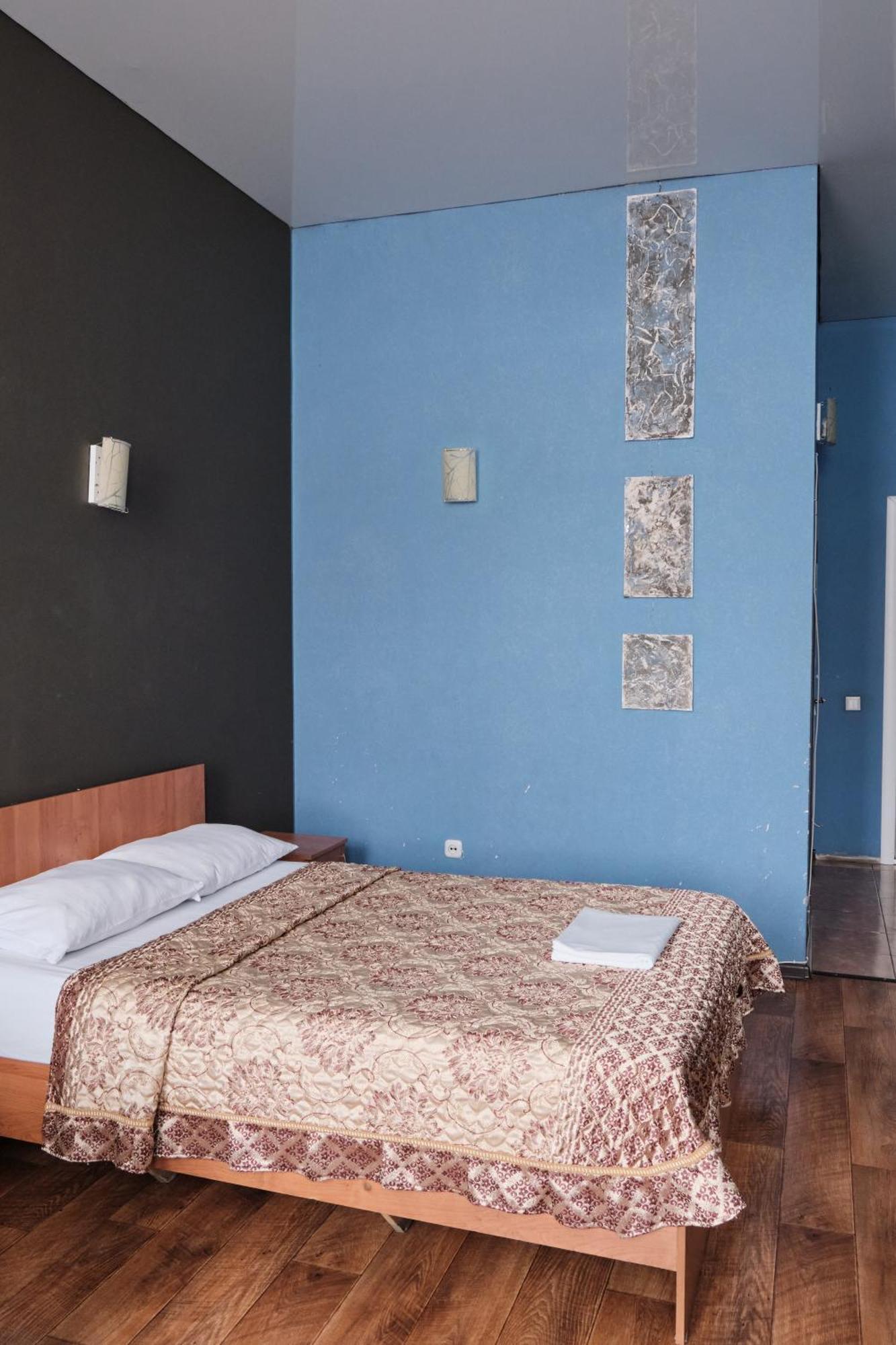 Hotel Europa Семей Екстер'єр фото