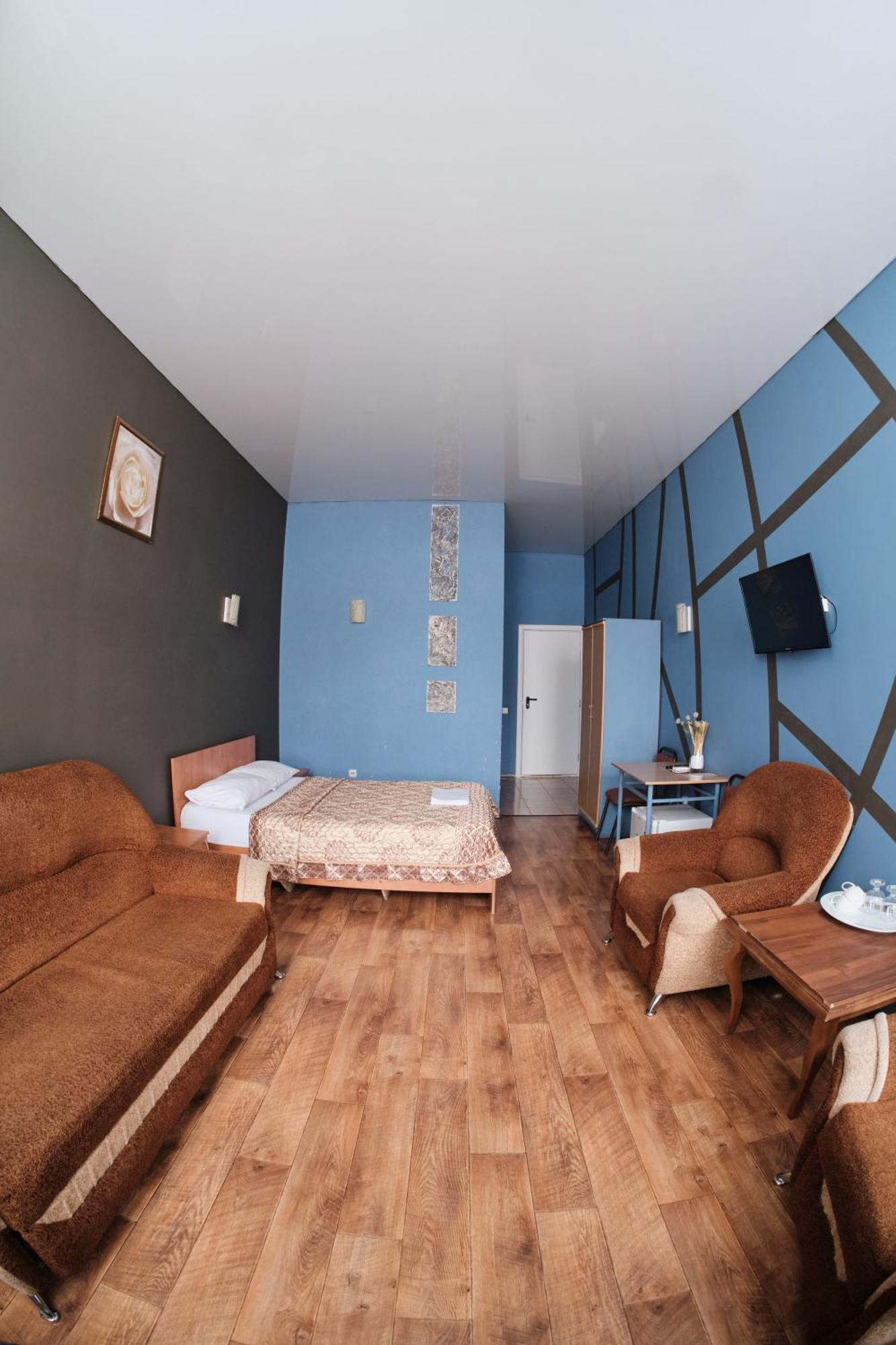 Hotel Europa Семей Екстер'єр фото