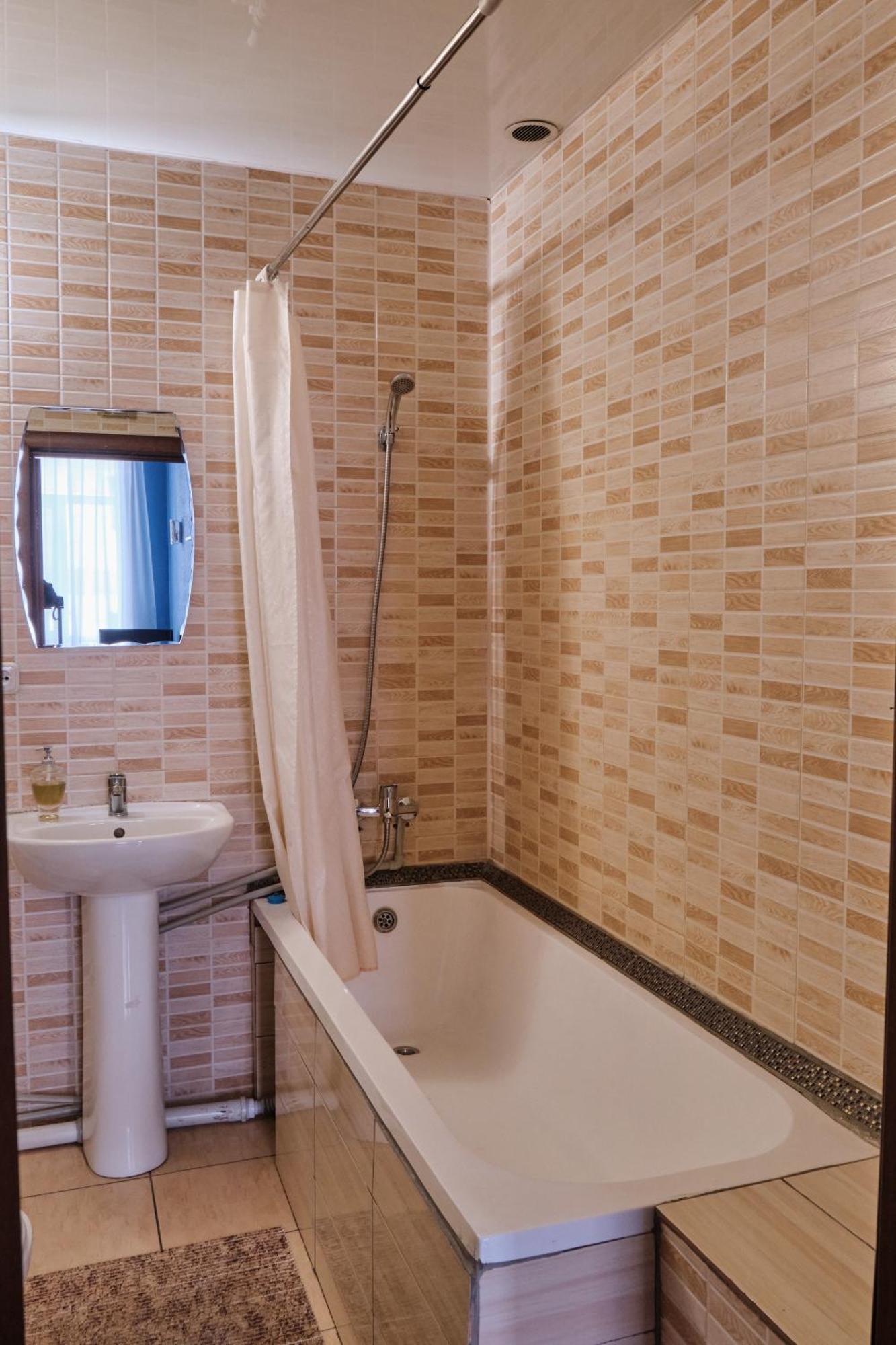 Hotel Europa Семей Екстер'єр фото